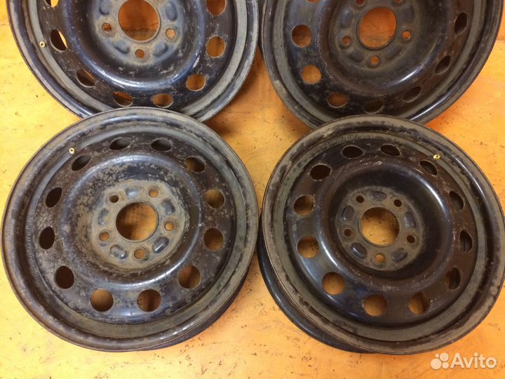 4 шт. Диски 15 5х114,3 DIA 67,1