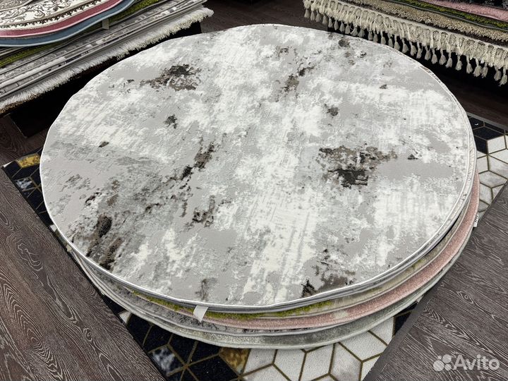 Ковер 1.6х1.6 новый Турция