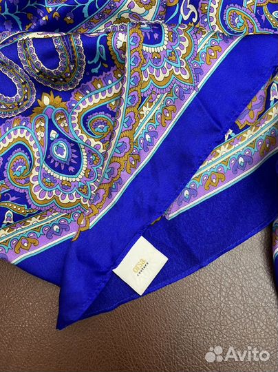 Шелковый платок