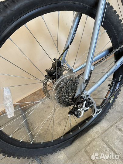 Велосипед gt avalanche expert