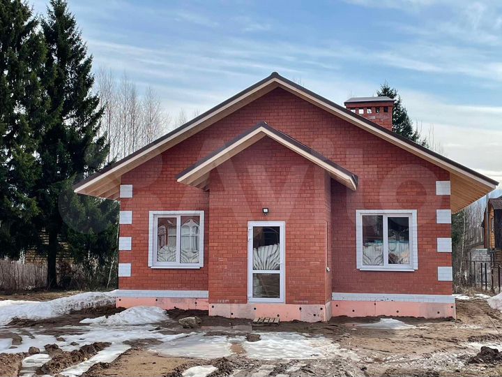 Дом 96 м² на участке 8 сот.