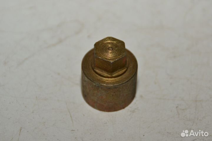 Гайка ваз-2101 натяжителя цепи 2101-1006078 ваз