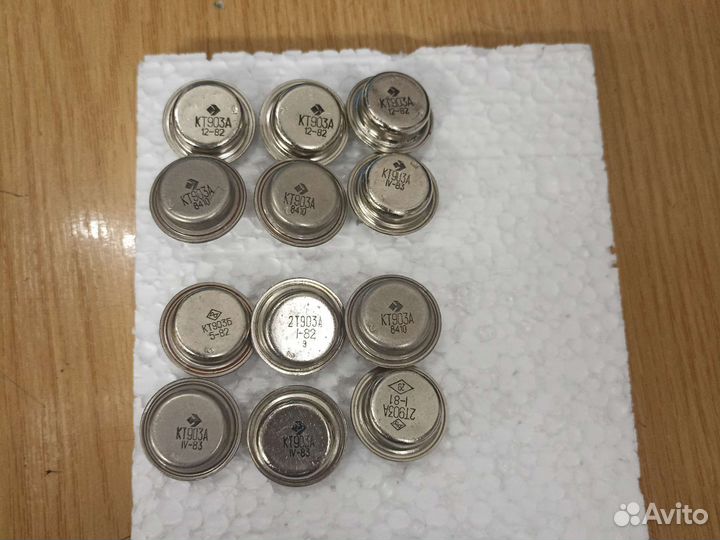 Транзисторы и другие электронные компоненты