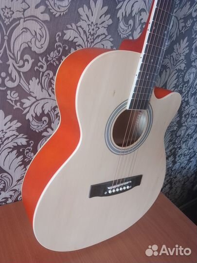 Акустическая гитара новая