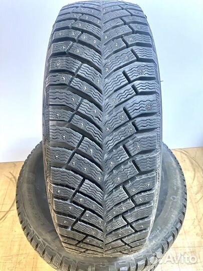 Michelin X-Ice North 4 215/65 R17