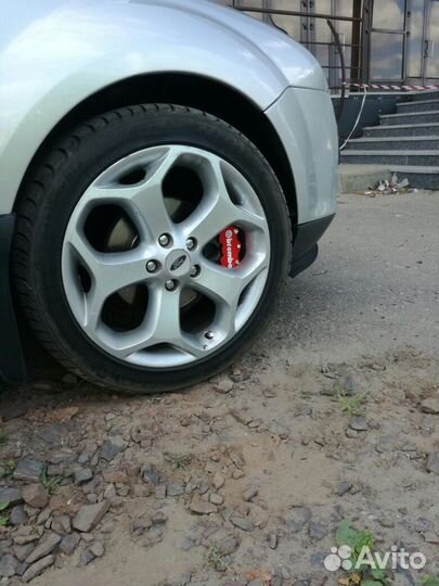 Накладки на суппорта Brembo для Ford Focus 2/3