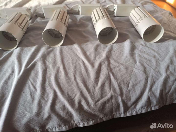 Трековые светильники бу