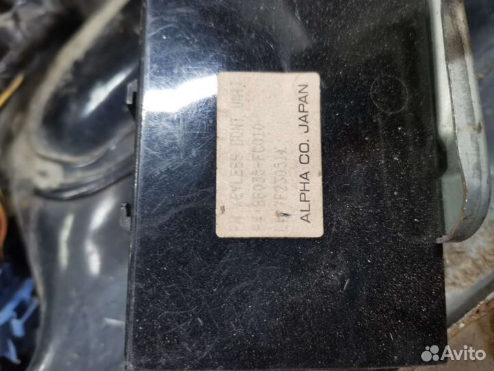 Блок управления цз Subaru Forester sf5 88035FC010