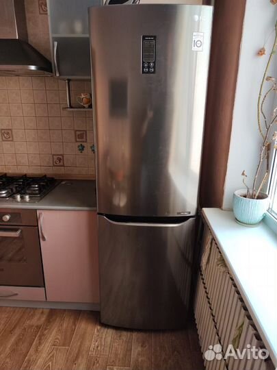 Холодильник LG