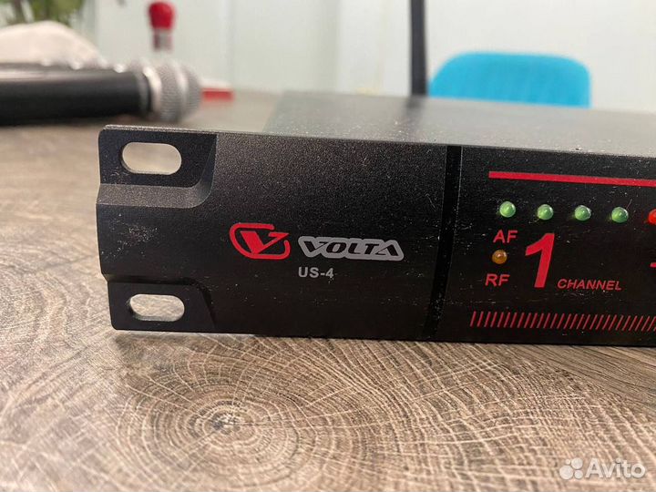 Volta US-4 микрофонная радиосистема