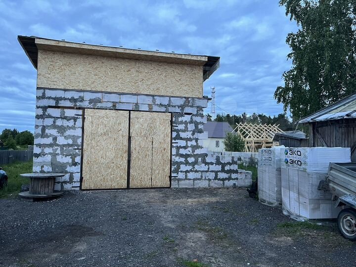 Гараж, > 30 м²