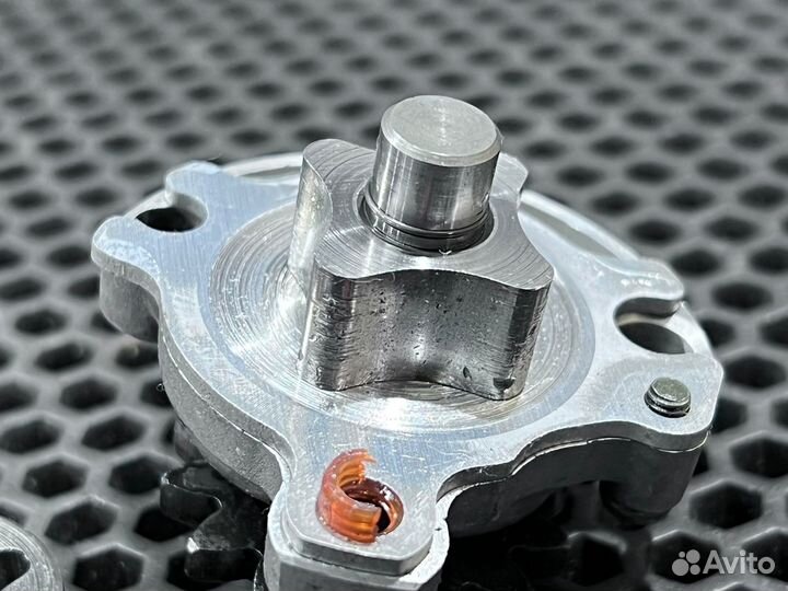 Маслонасос в сборе Yamaha YZ 250F 2006-2009