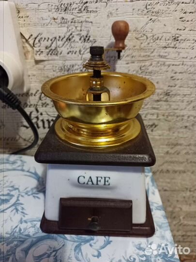 Кофемолка ручная