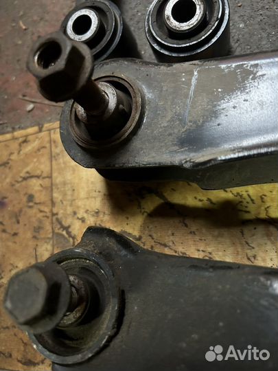 Рычаги б/у