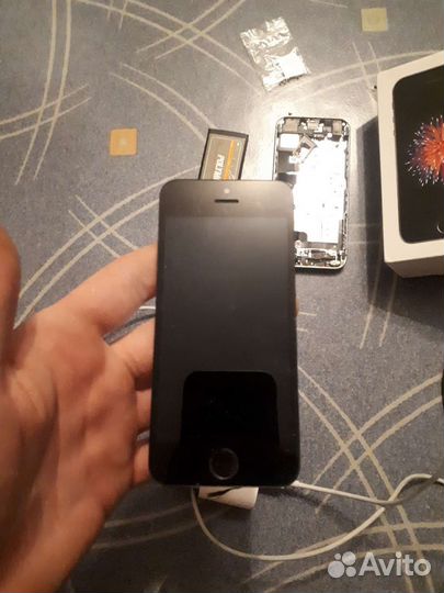 iPhone SE, 32 ГБ