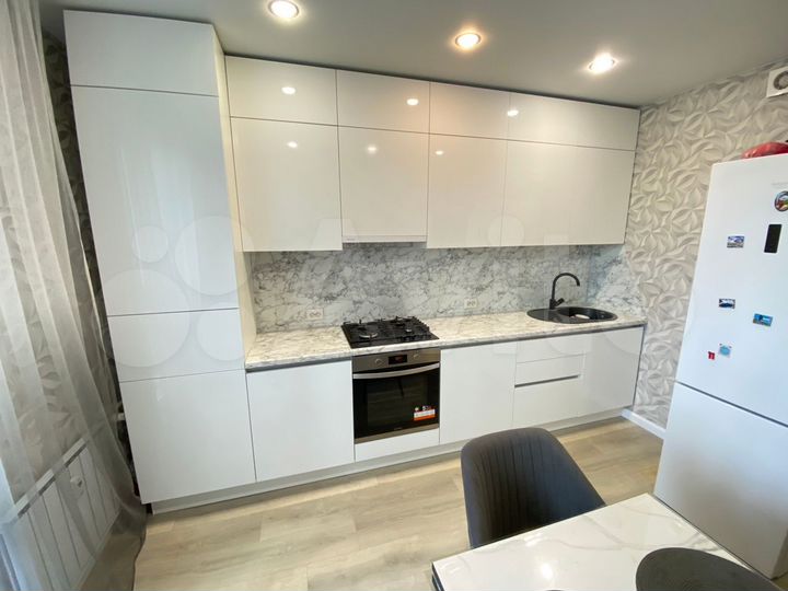 2-к. квартира, 52,2 м², 9/9 эт.