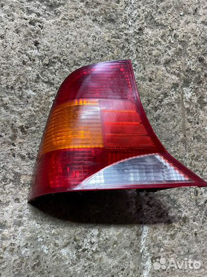 Фонарь задний левый Ford Focus 1 Usa 2001г
