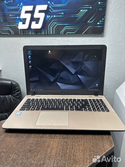 Игровой asus i3 6006u / 12Гб / GT920mx / SSD 256