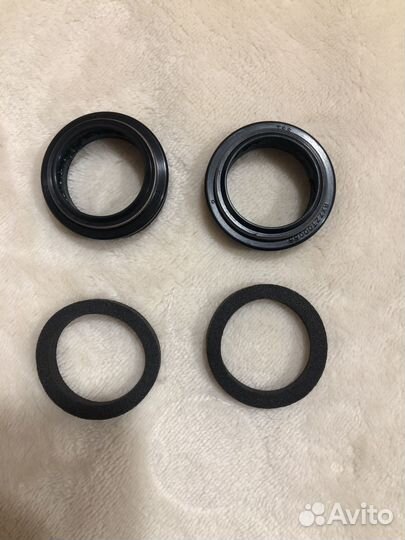 Комплект сальников Evil Genius для вилок Manitou