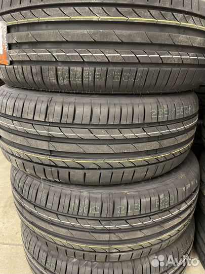 Tracmax X-Privilo TX3 235/45 R17 97W