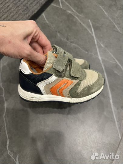 Кроссовки geox размер 24