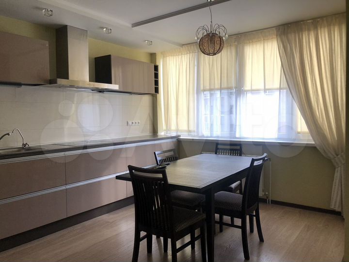 2-к. квартира, 75 м², 5/17 эт.