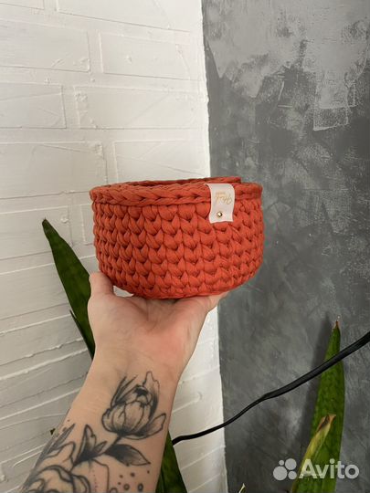 Корзинка интерьерная из трикотажной пряжи