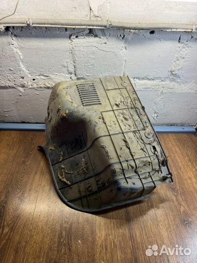 Обшивка багажника задняя левая Hyundai Accent