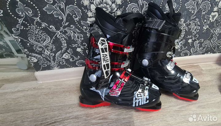 Горнолыжные ботинки Atomic Hawx plus 27-27.5