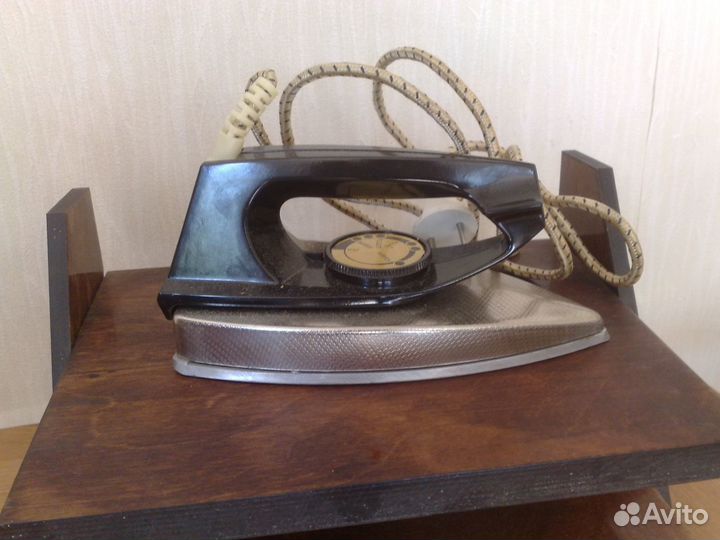 Утюг электрический винтажный СССР