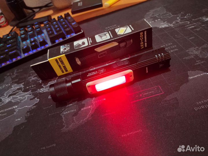 Светодиодный многофункциональный фонарь