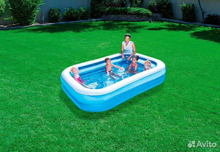 Бассейн для большой семьи