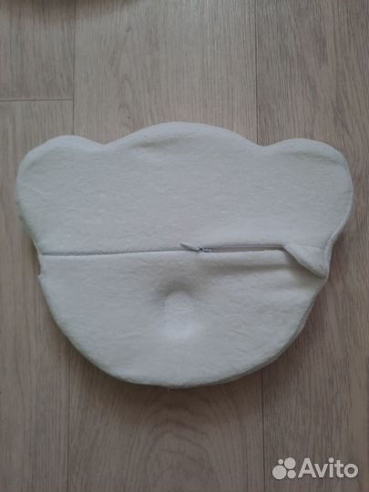Подушка для новорожденных (новая)