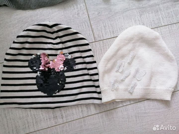 Шапки весенние H&M на 4-6 лет