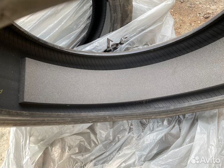 Pirelli P Zero 265/40 R22 106Y