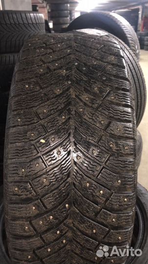 Michelin X-Ice North 4 235/45 R18 98T