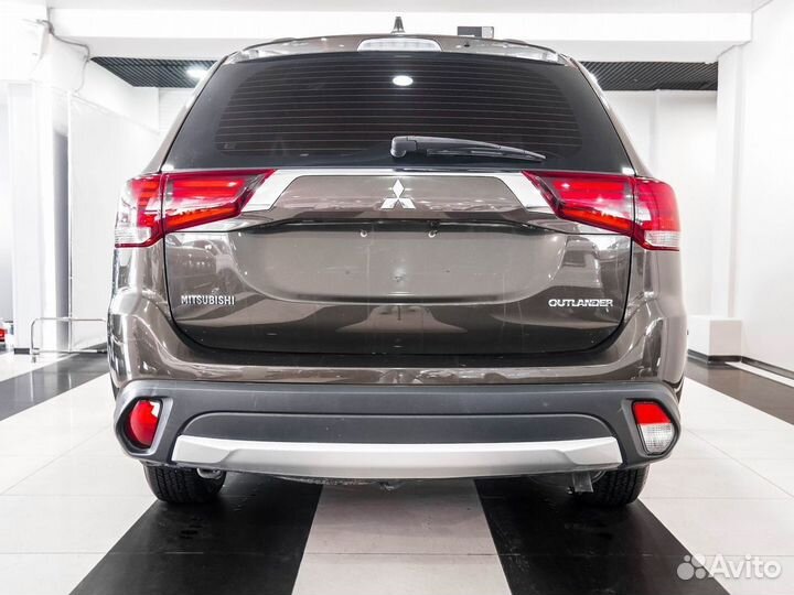 Mitsubishi Outlander 2.0 CVT, 2018, 84 573 км