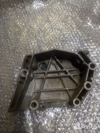 Рено логан кожух ремня грм