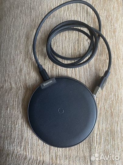 Беспроводное зарядное устройство Baseus