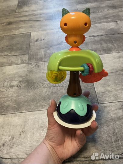 Игрушка на присоски