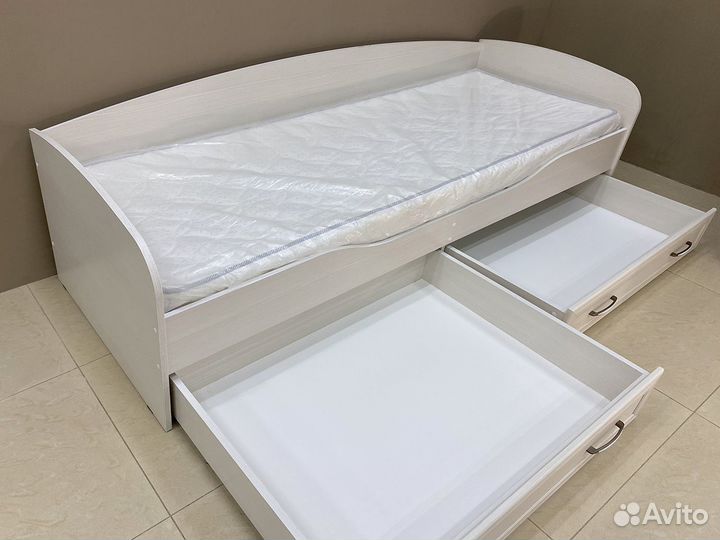 Кровать новая