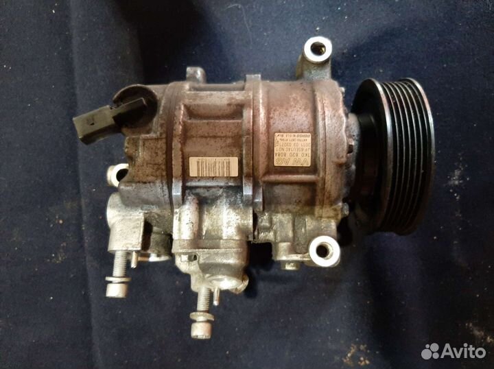 Компрессор кондиционера Volkswagen Passat B7