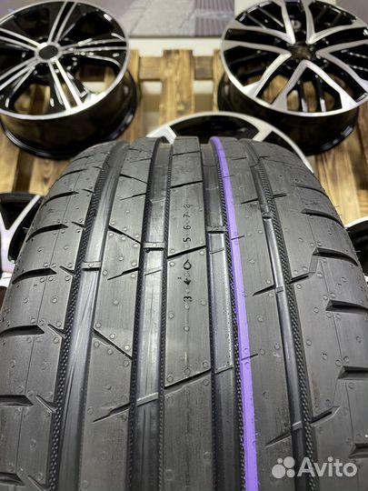 Nokian Tyres Hakka Black 2 215/50 R17 95W
