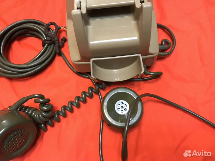 Дисковый кнопочный телефон 