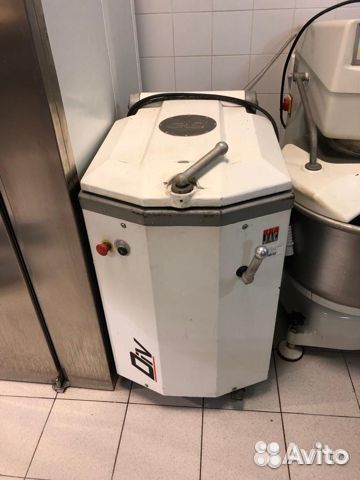 Тестоделители