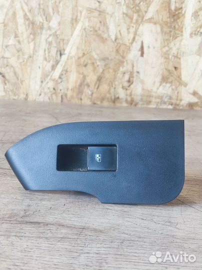 Кнопка стеклоподъемника Chevrolet Captiva I