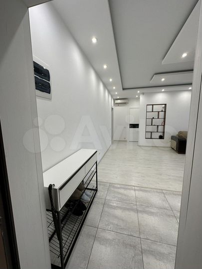 3-к. квартира, 84 м², 1/5 эт.