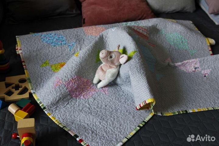 Детское лоскутное одеяло пэчворк