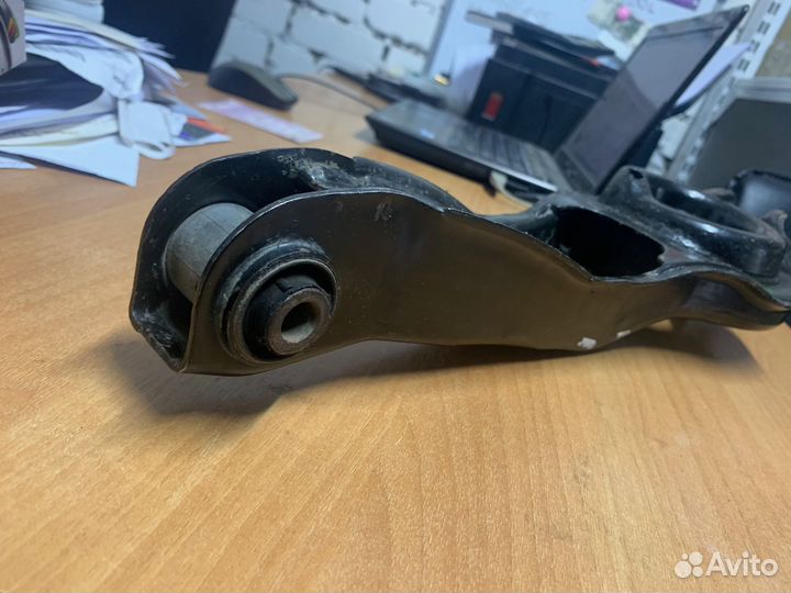 Рычаг задний поперечный подпружинный ford Focus