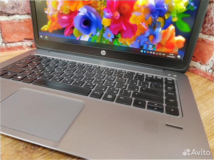 Ноутбук HP Folio 1040 i5